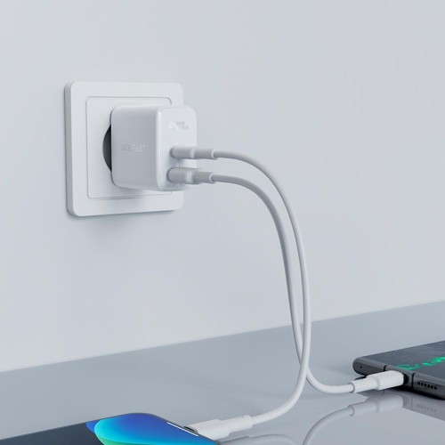 Адаптер мережевий ACEFAST A5 |1USB/1Type-C, 32W/2.4A, PD/QC| white