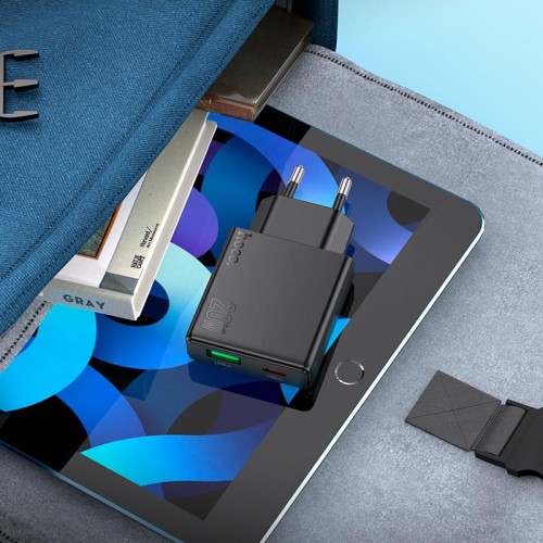 Адаптер мережевий HOCO Type-C to Lightning Delgado dual port charger N38 |1USB/1Type-C, 20W/3A, PD/QC| black