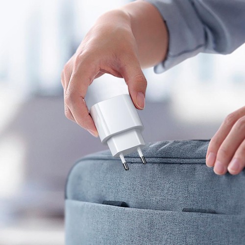 Адаптер мережевий HOCO Fighter charger C109A |1Type-C/1USB, 3A/20W, PD/QC| white