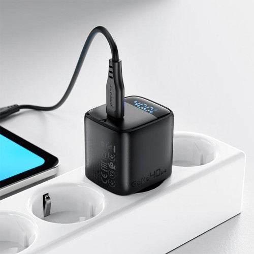Адаптер мережевий AceFast GaN charger USB-C with digital display A135 |1Type-C, 40W/3A, PD/QC| black