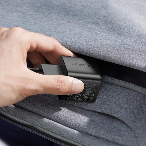 Адаптер мережевий AceFast GaN charger USB-C with digital display A135 |1Type-C, 40W/3A, PD/QC| black
